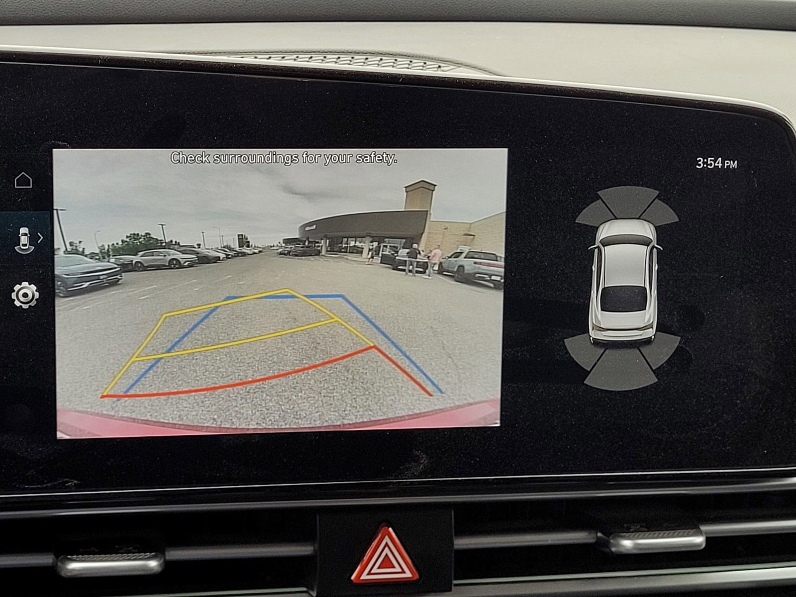 Certified 2024 Hyundai Elantra Limited image 28