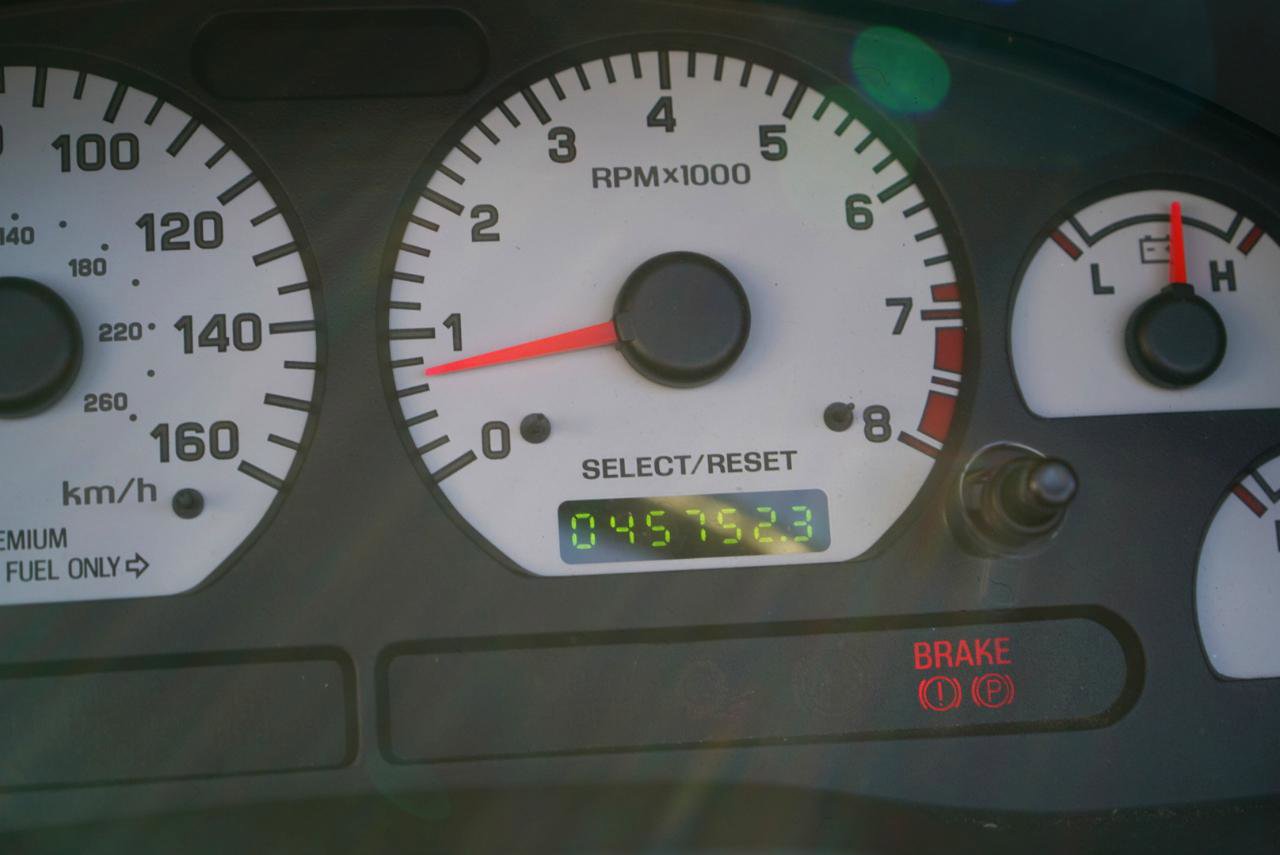 Used 2001 Ford Mustang Cobra image 28