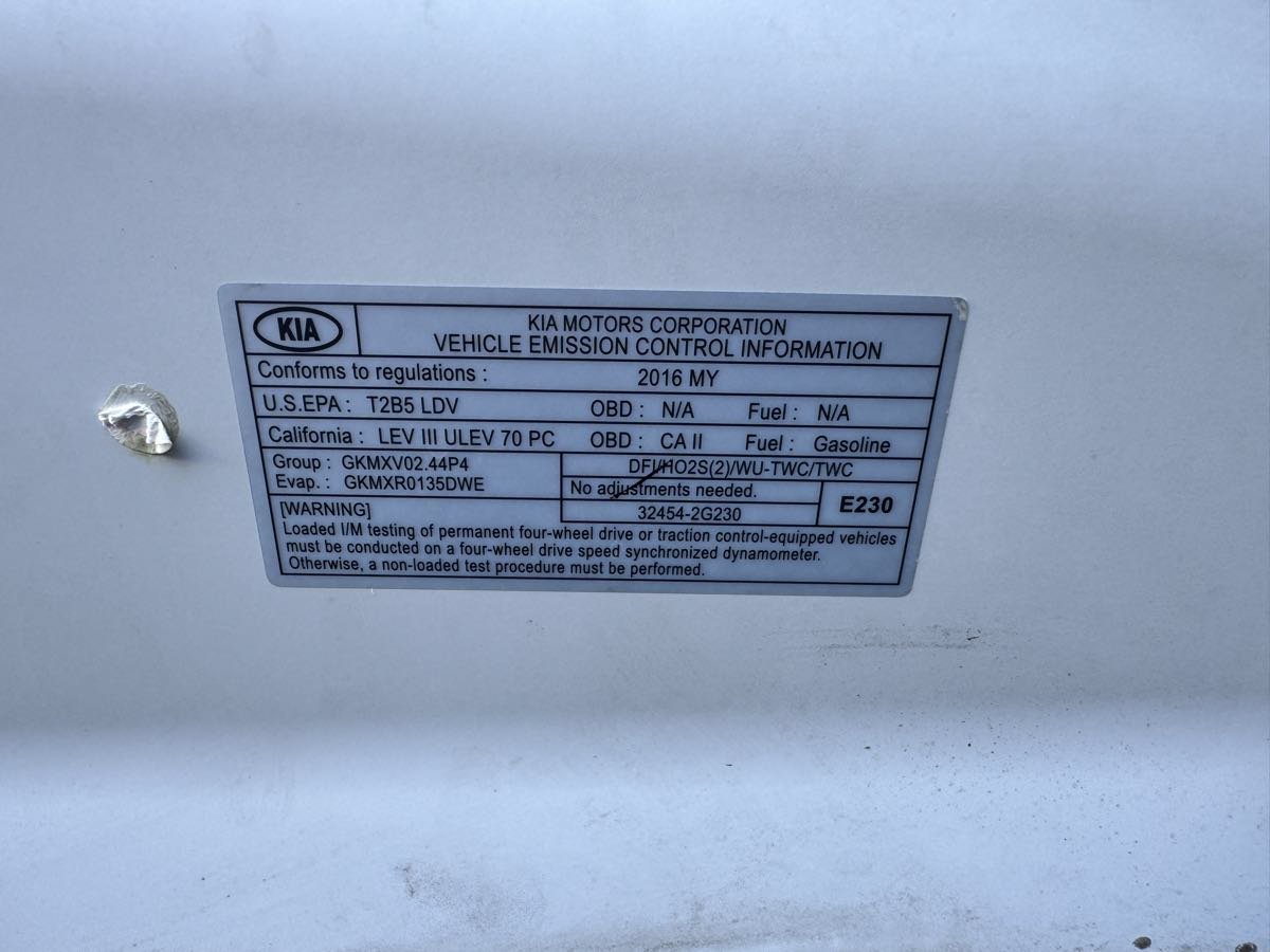 Used 2016 Kia Sorento AWD image 22