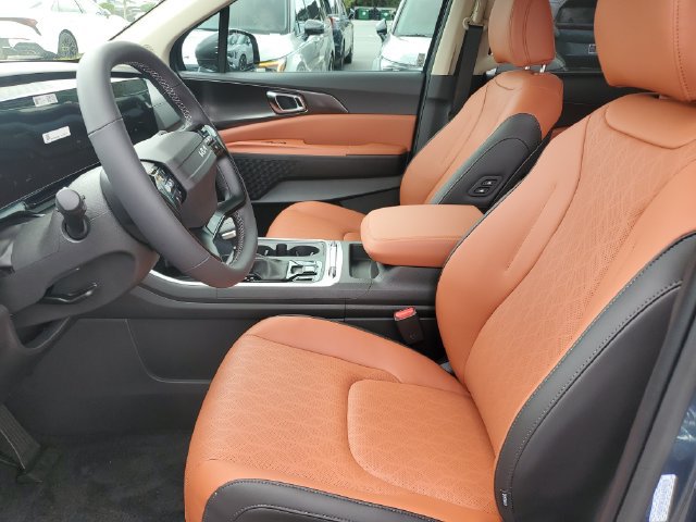 New 2027 Kia Carnival SX w/ Dark Edition Package FWD image 22
