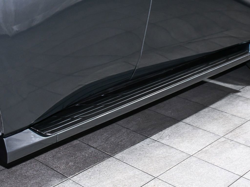 Used 2025 Nissan Armada Platinum Reserve AWD/4WD image 92