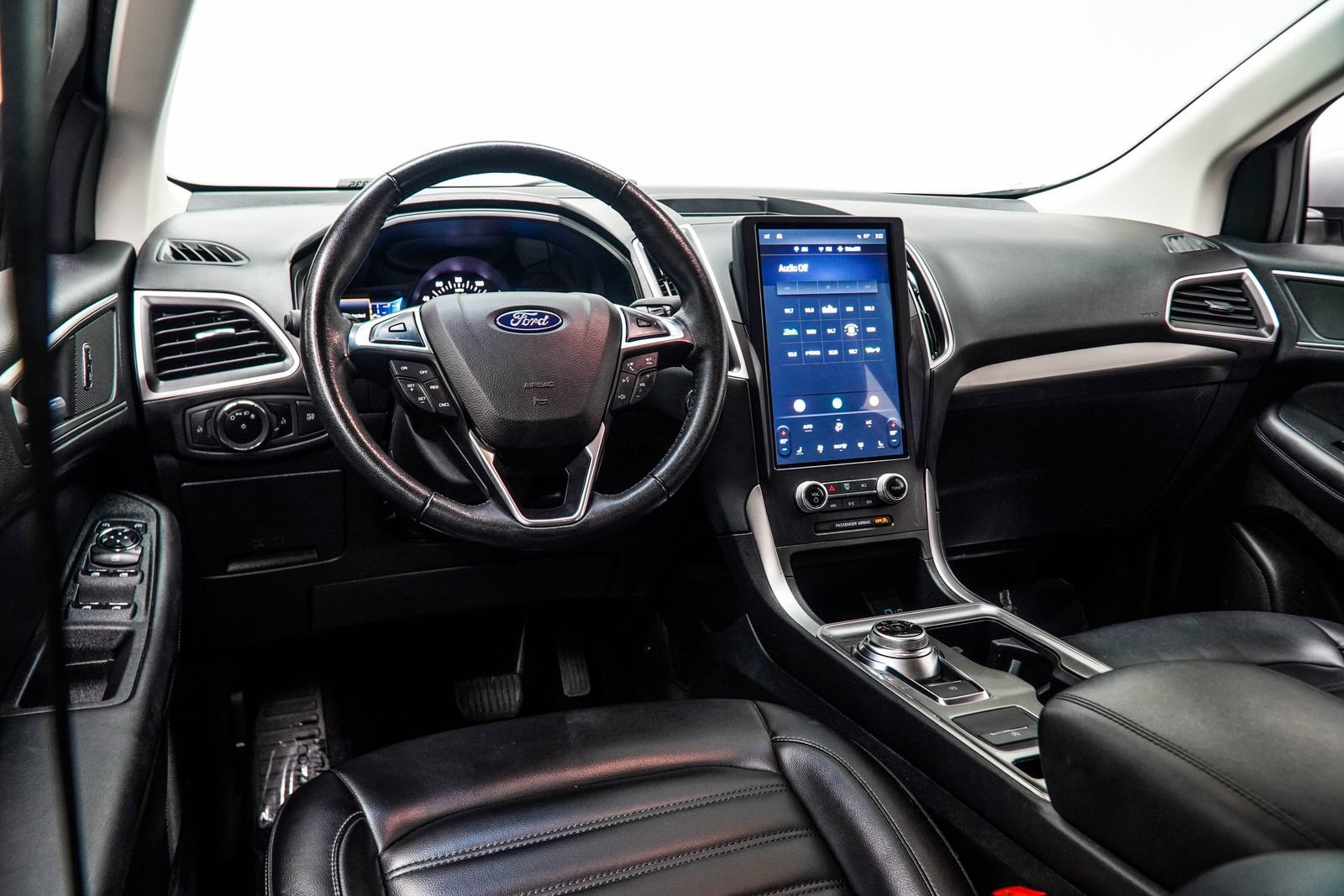 Used 2023 Ford Edge SEL AWD/4WD image 15