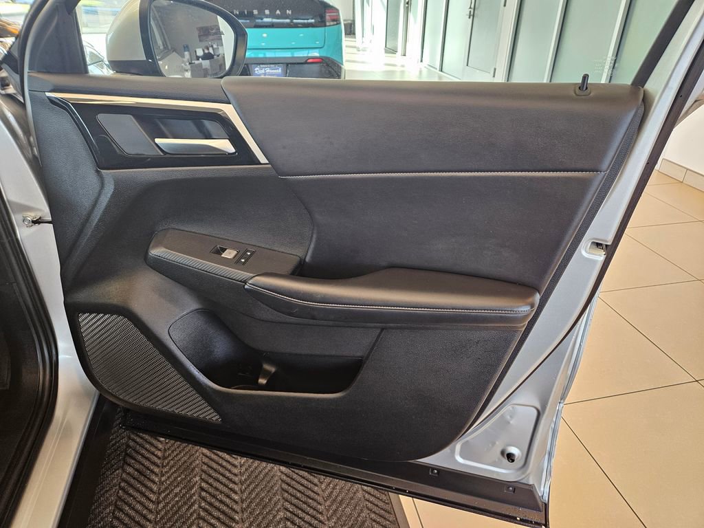 Used 2024 Mitsubishi Outlander SE image 23