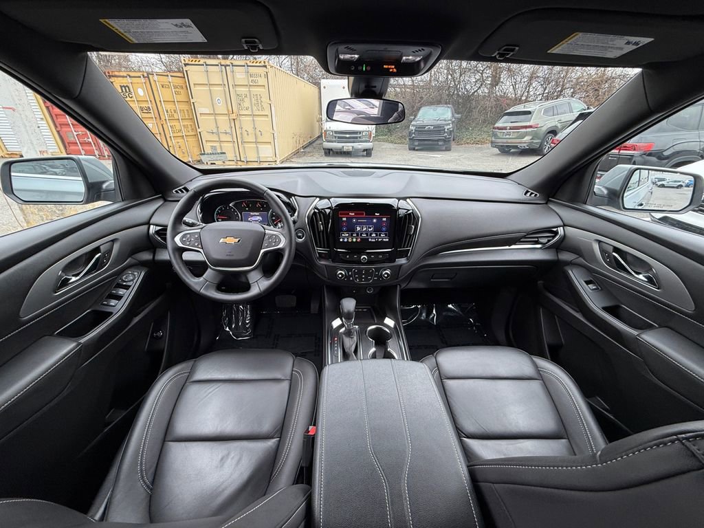 Used 2024 Chevrolet Traverse LT image 22