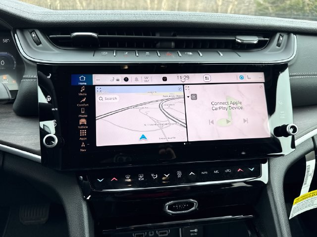 New 2026 Jeep Grand Cherokee Altitude AWD/4WD image 17