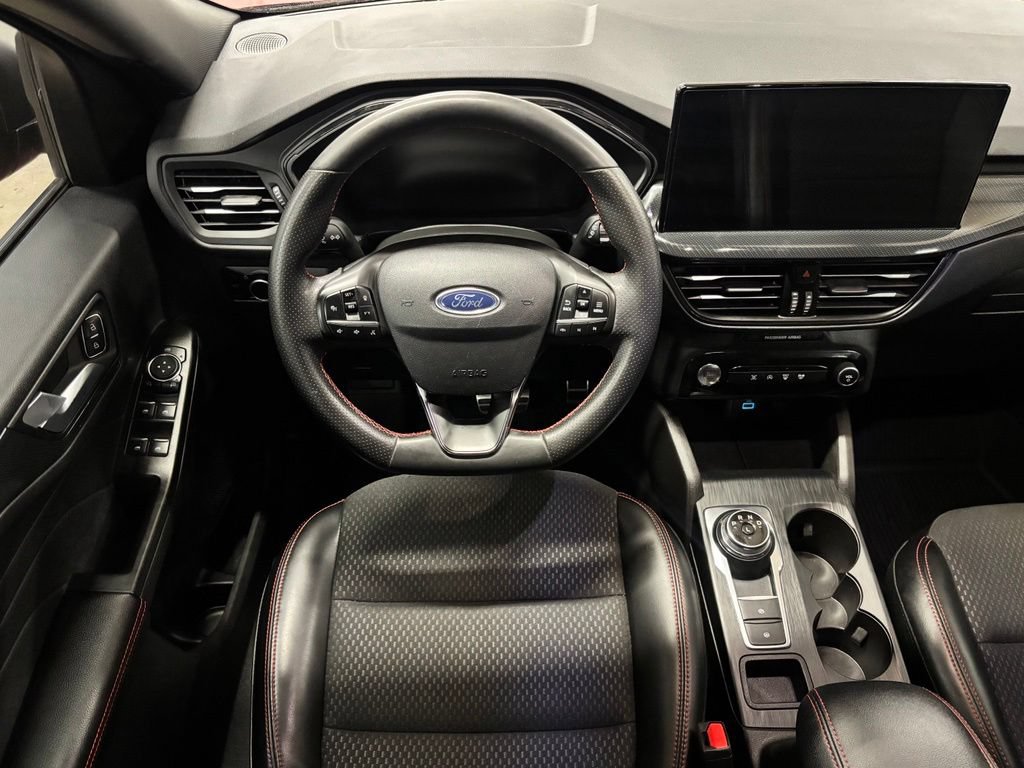 Used 2023 Ford Escape ST-Line w/ Tech Pack #1 FWD image 13