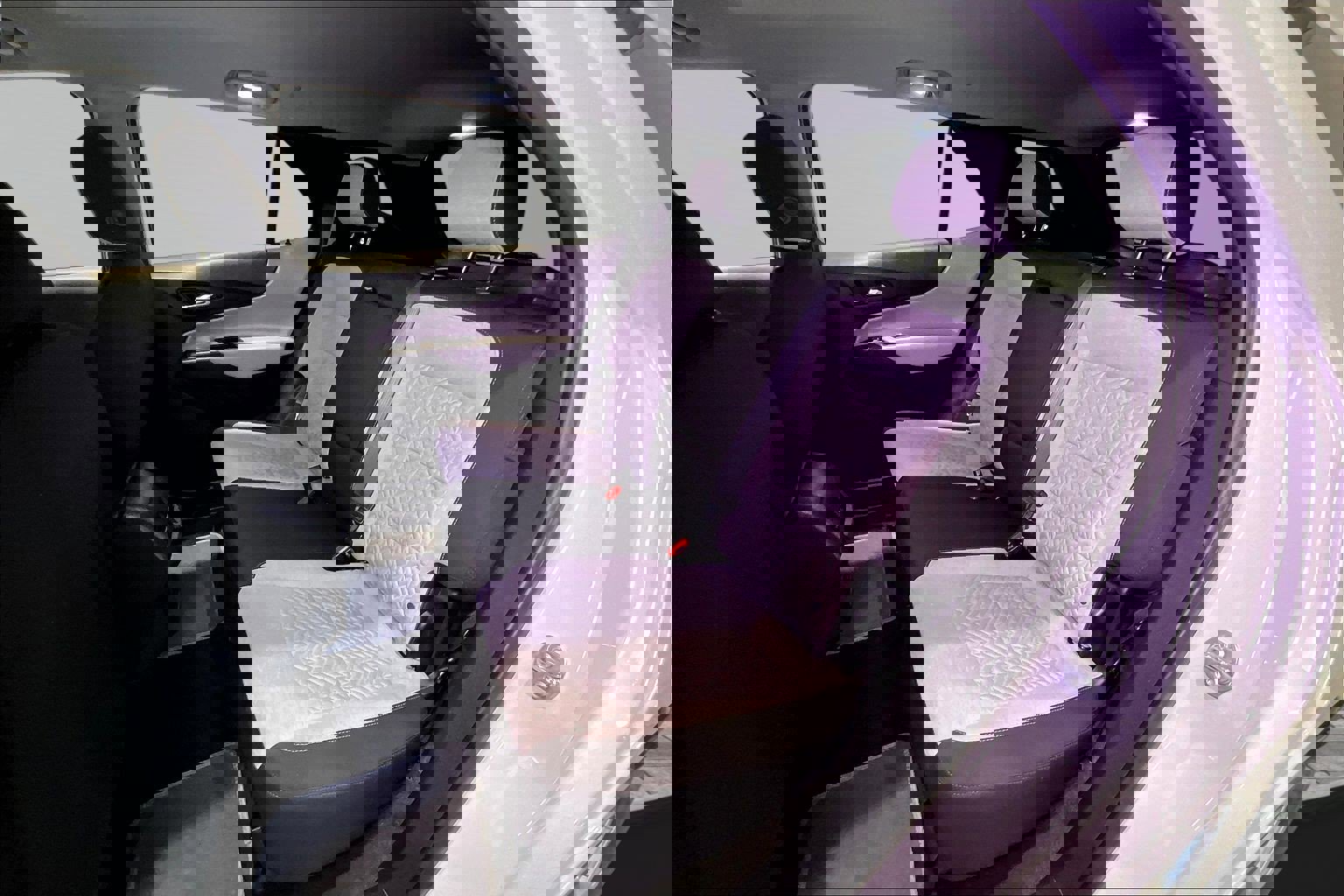 Used 2024 Chevrolet Equinox LT image 21