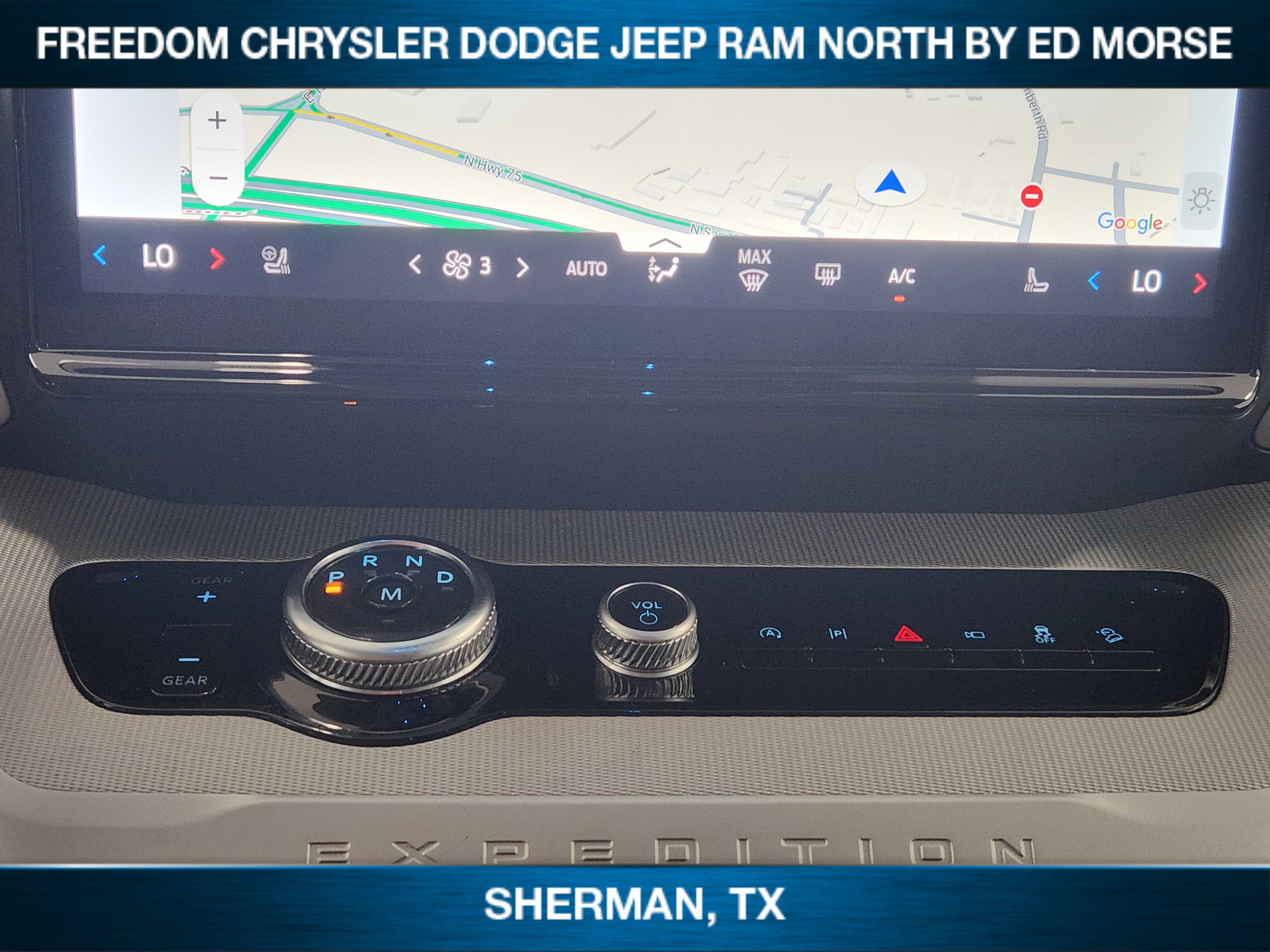 Used 2025 Ford Expedition Active image 14