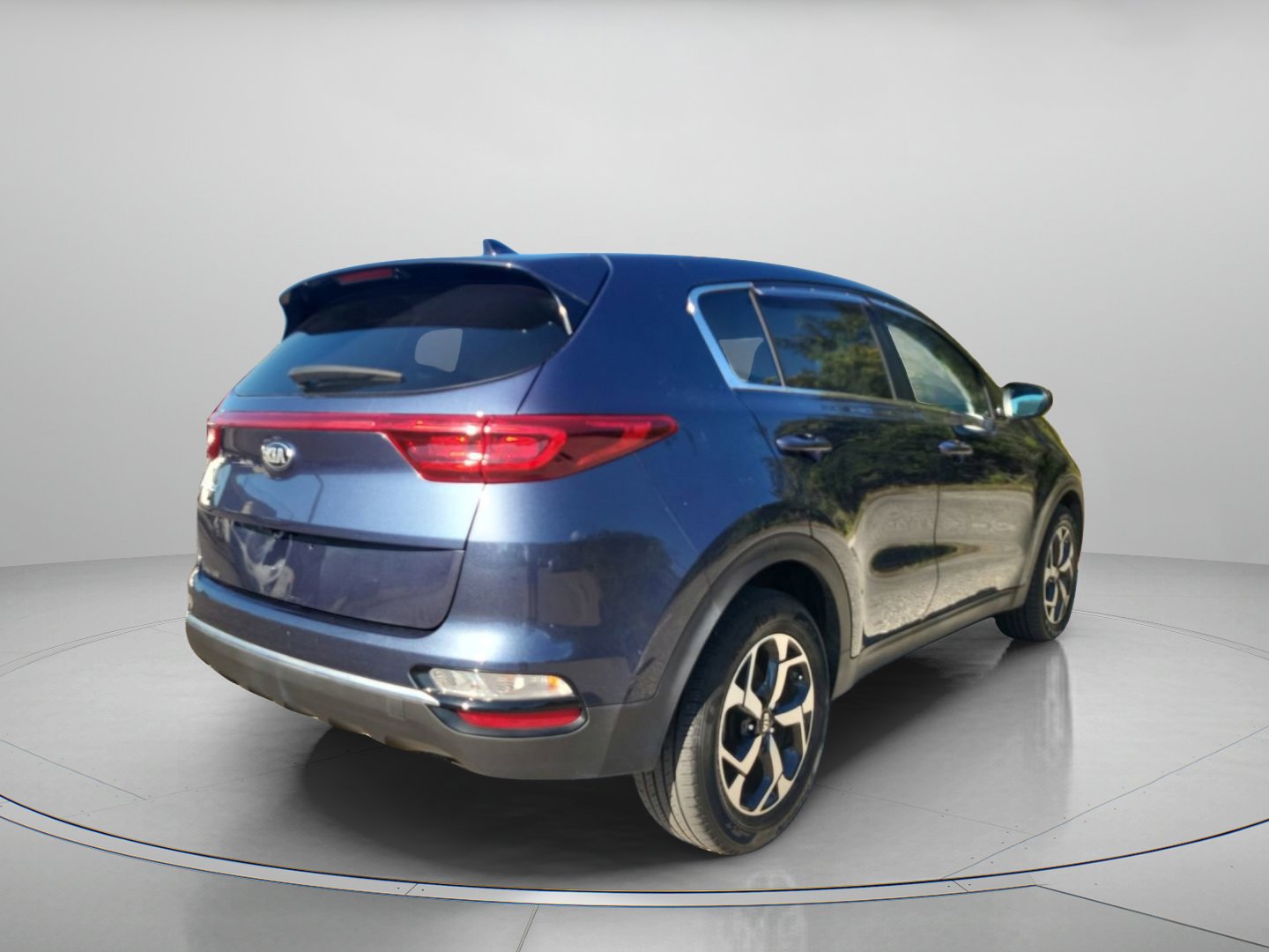 Used 2022 Kia Sportage LX image 3