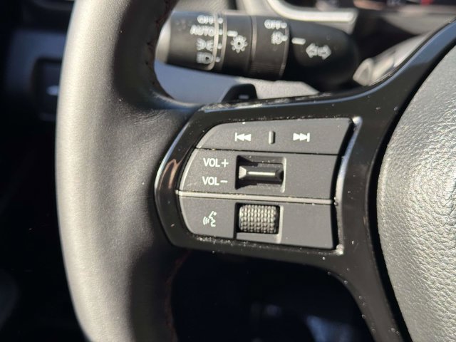 Certified 2025 Honda Pilot Black Edition image 20