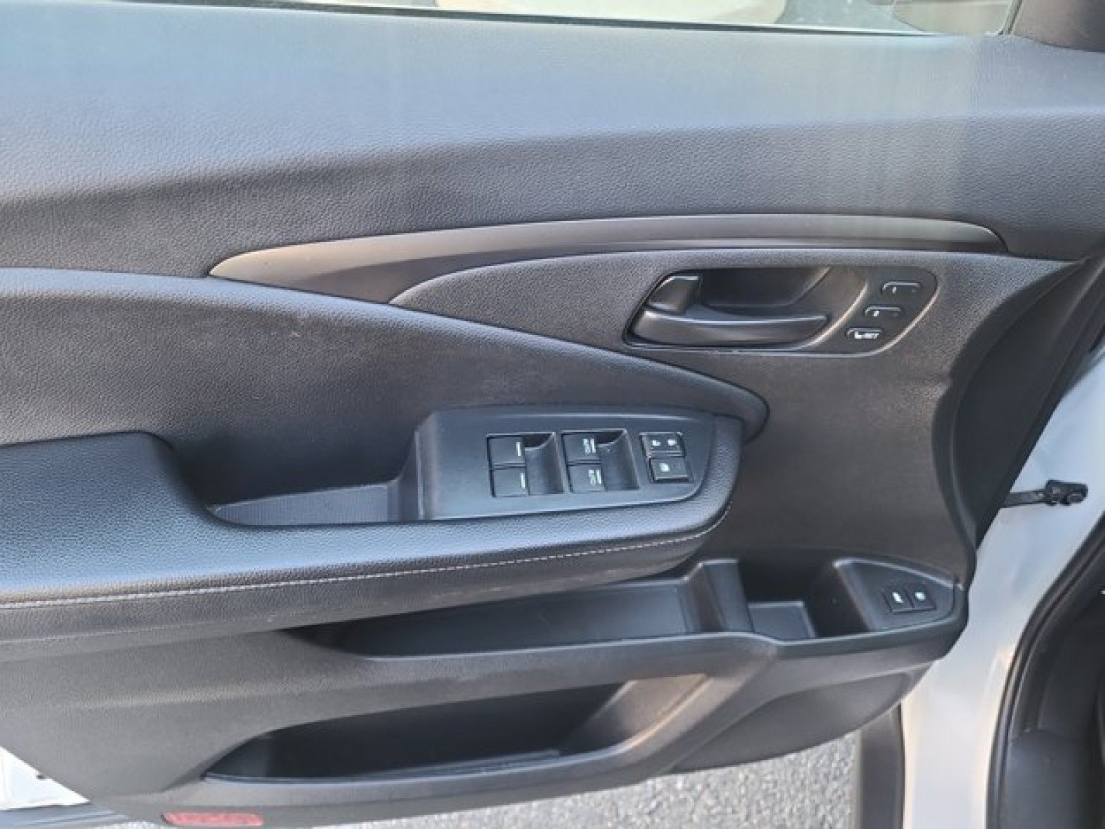 Used 2022 Honda Passport EX-L image 22