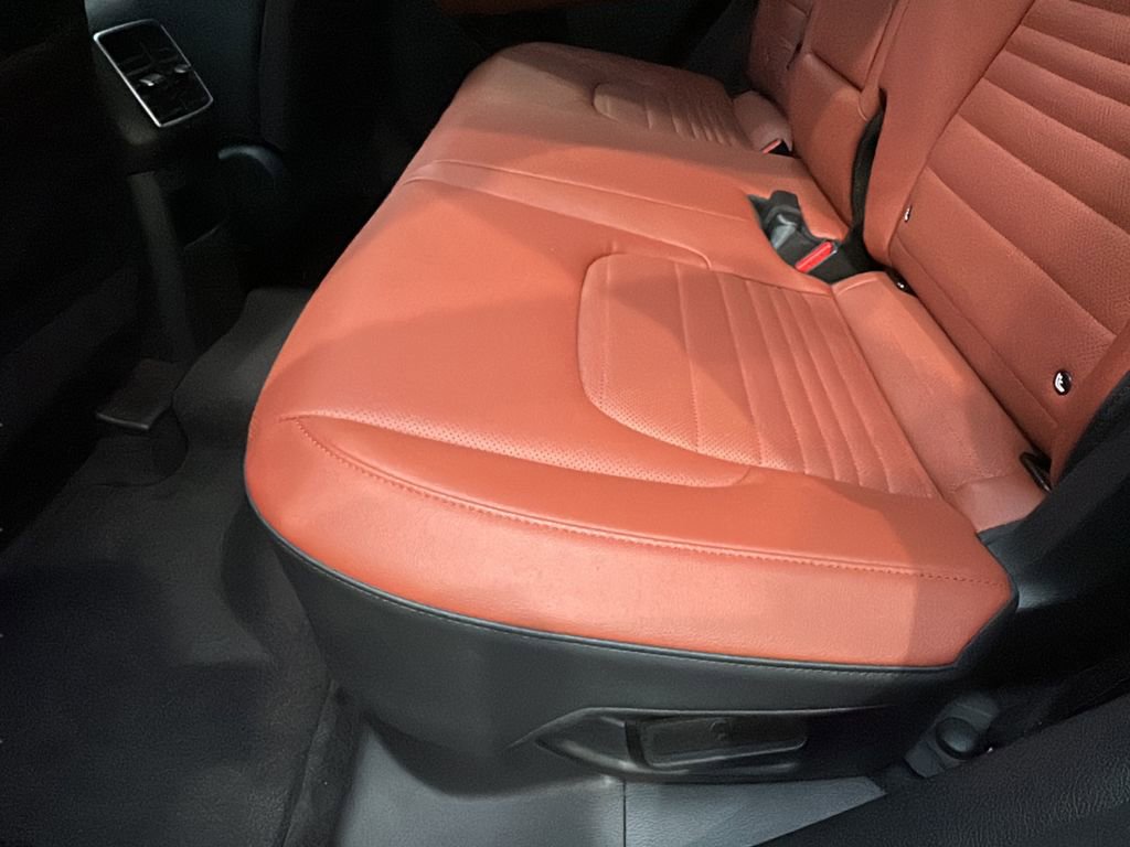 Used 2023 Kia Sportage SX Prestige image 14