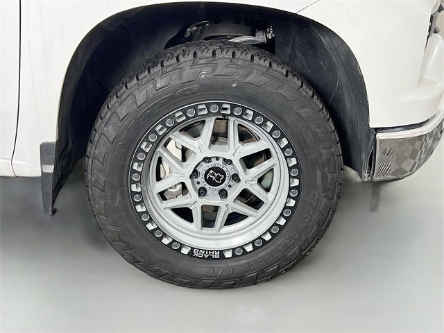 Used 2025 Chevrolet Silverado 1500 LT image 36