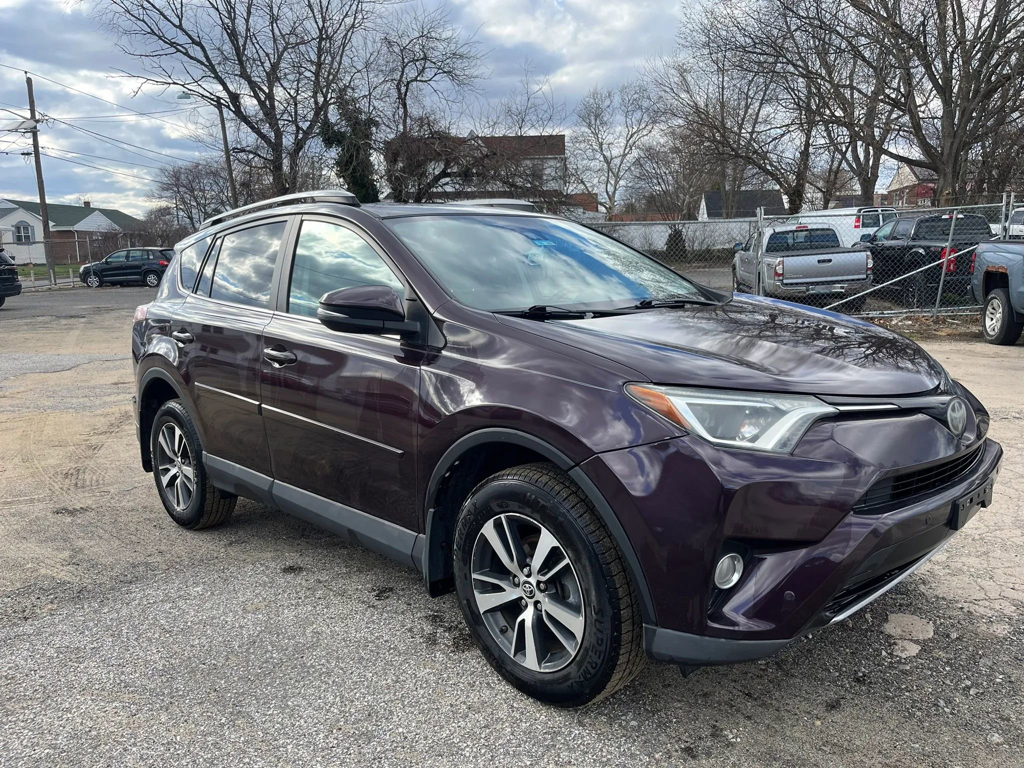 Used 2017 Toyota RAV4 XLE image 3