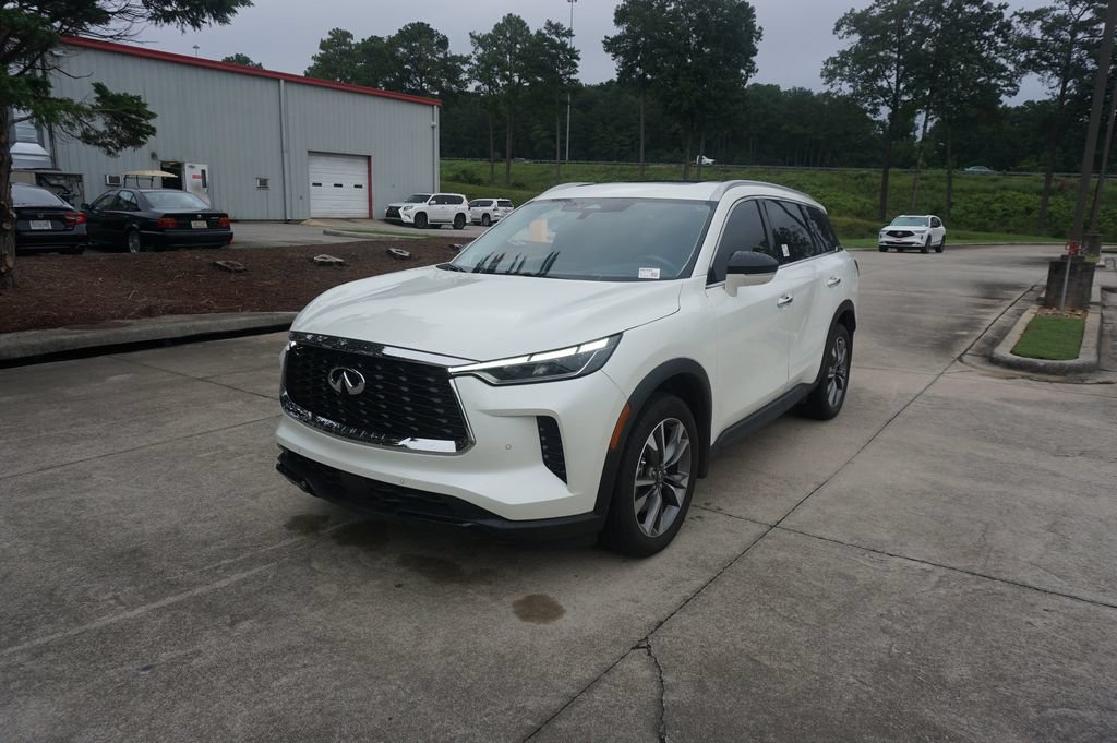 Used 2023 INFINITI QX60 Luxe w/ Vision Package FWD image 26