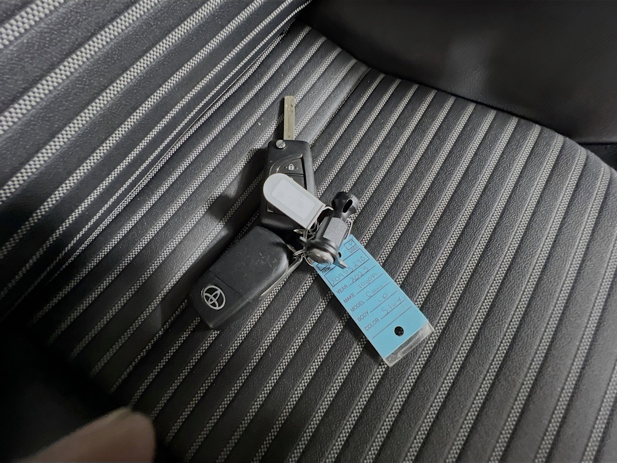 Used 2023 Toyota Camry SE image 35