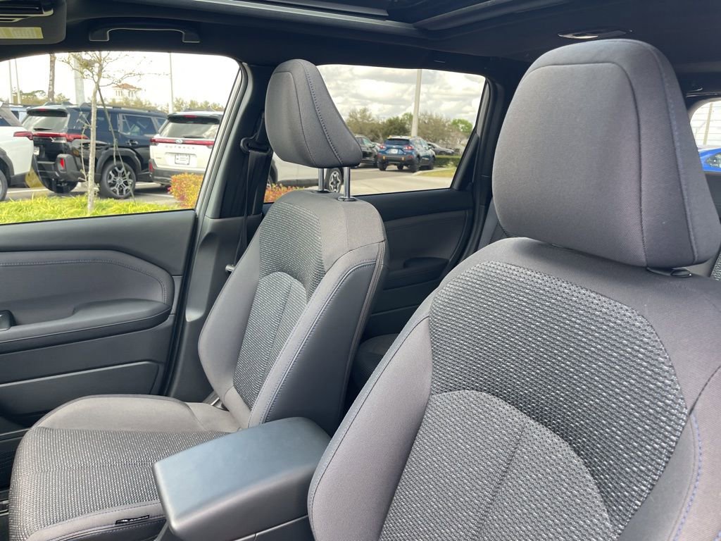 Used 2025 Subaru Forester Premium w/ Protection Package (1PH) image 21