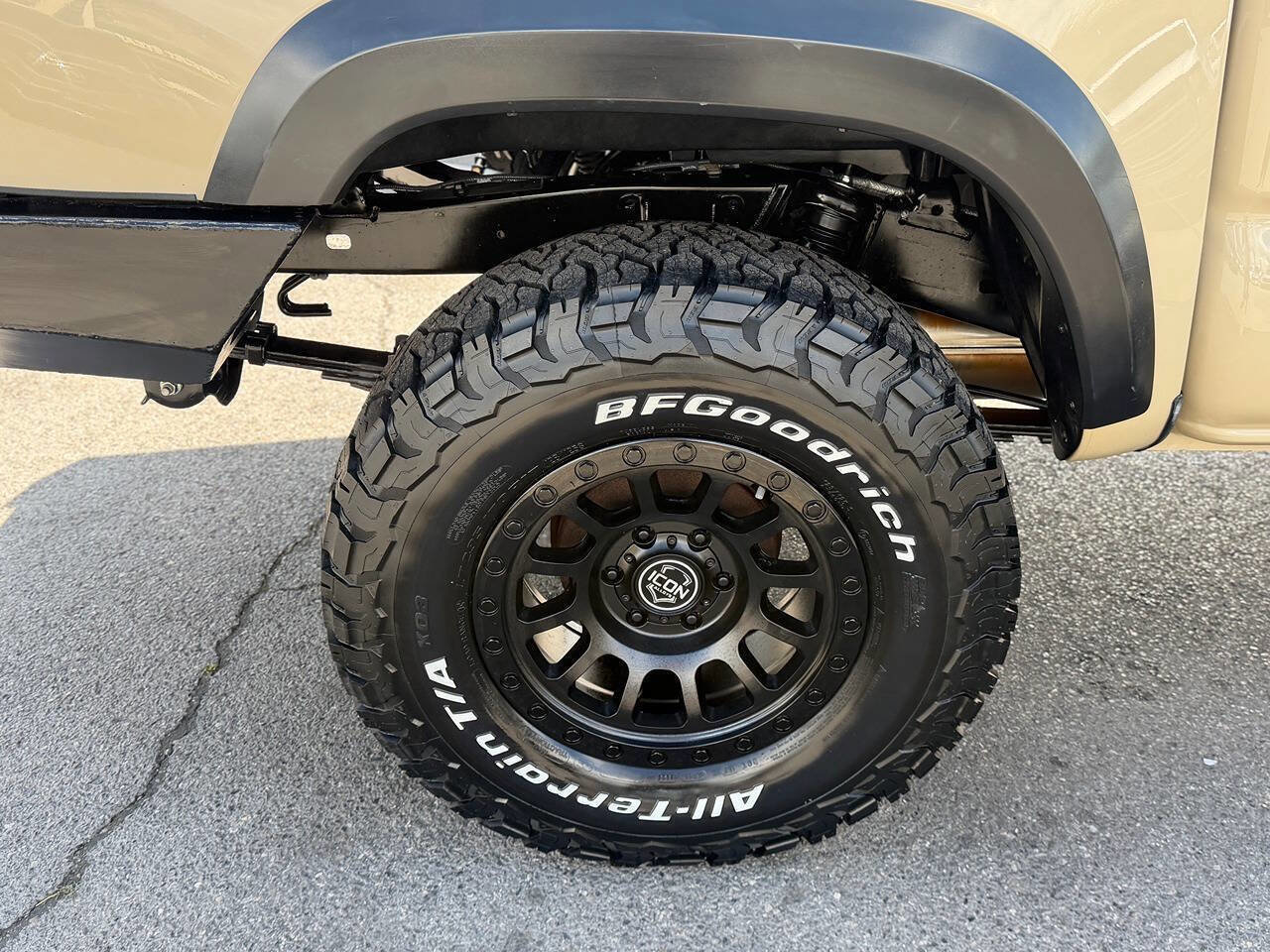 Used 2020 Toyota Tacoma TRD Off-Road w/ Technology Package AWD/4WD image 51