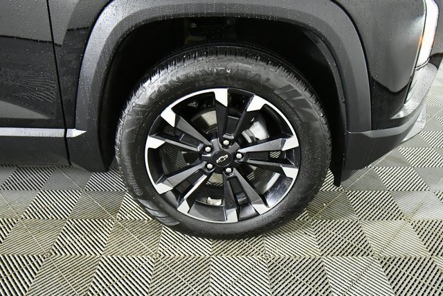 Used 2025 Chevrolet Equinox RS image 17