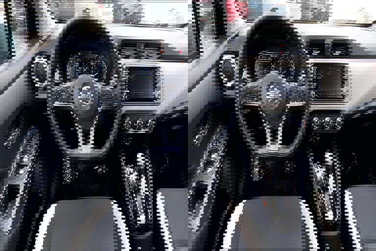 Used 2021 Nissan Versa SV image 5