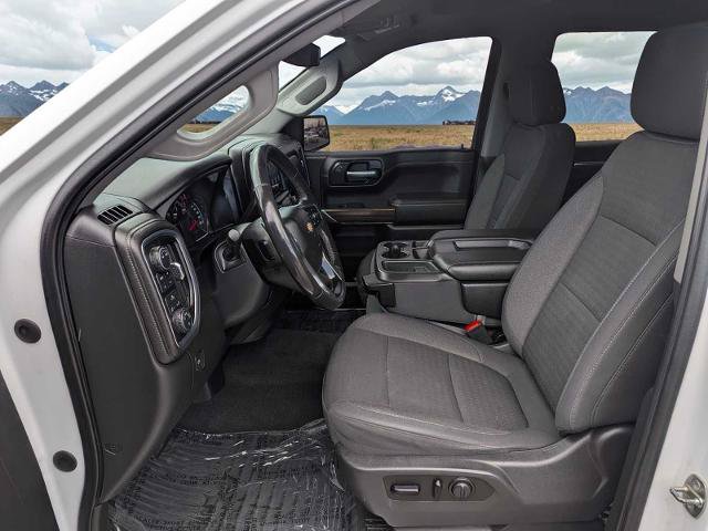 Used 2020 Chevrolet Silverado 1500 LT w/ Convenience Package AWD/4WD image 14