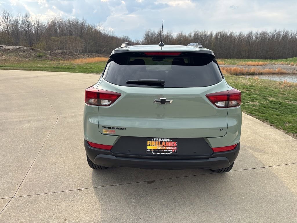 New 2026 Chevrolet TrailBlazer LT w/ Convenience Package FWD image 8