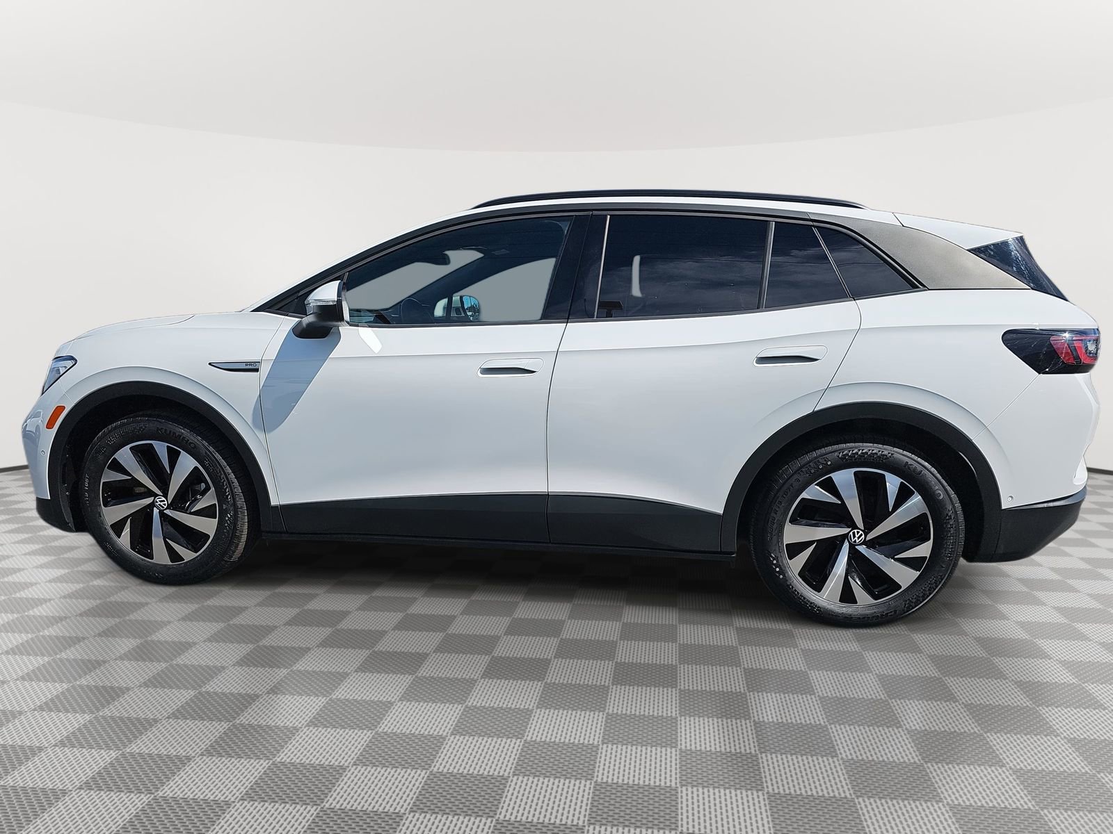 Certified 2023 Volkswagen ID.4 Pro image 8