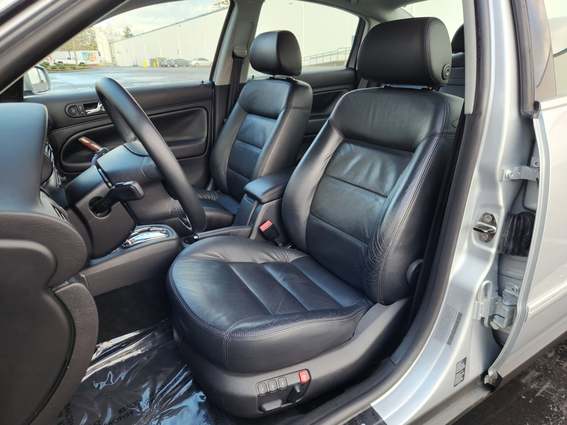 Used 2003 Volkswagen Passat GLX FWD image 8