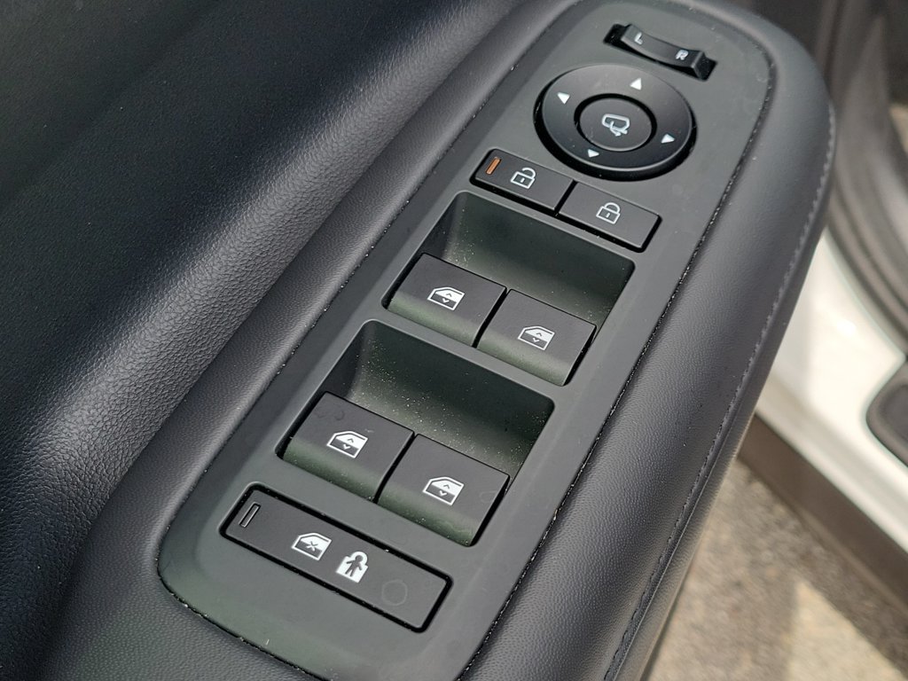 Used 2025 Hyundai Santa Fe Calligraphy AWD/4WD image 21