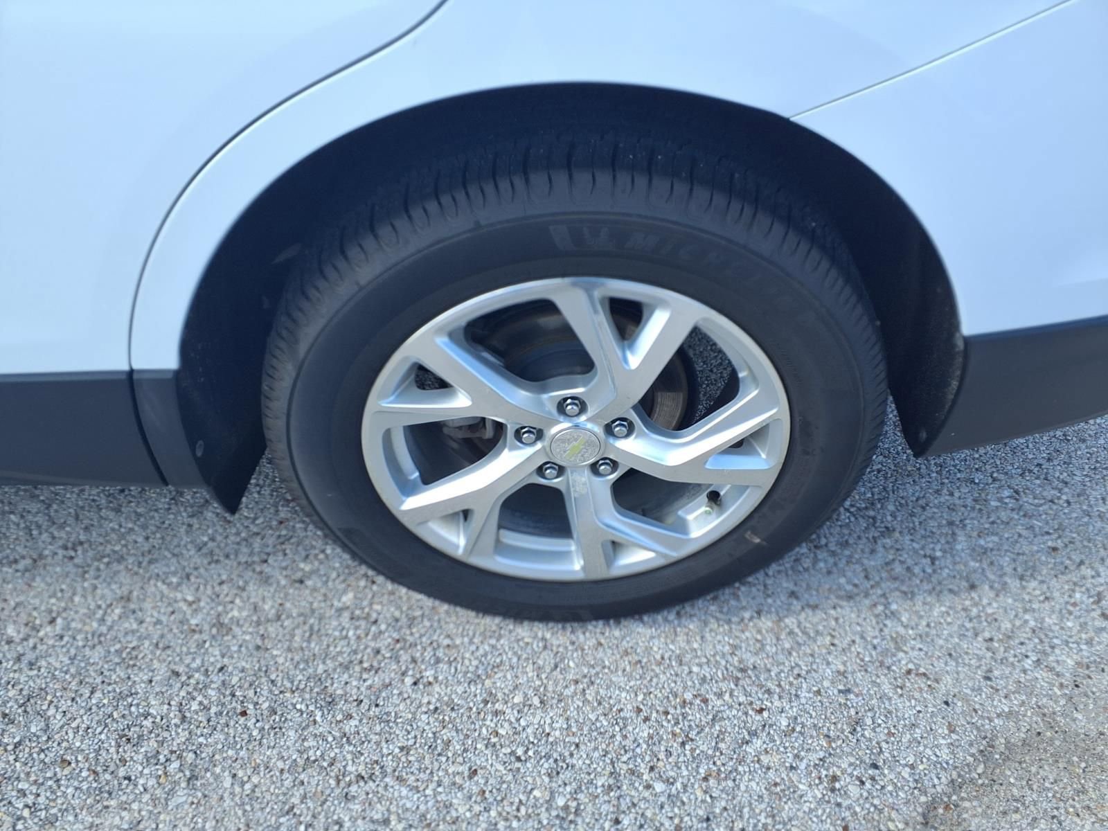 Used 2019 Chevrolet Equinox LT FWD image 25