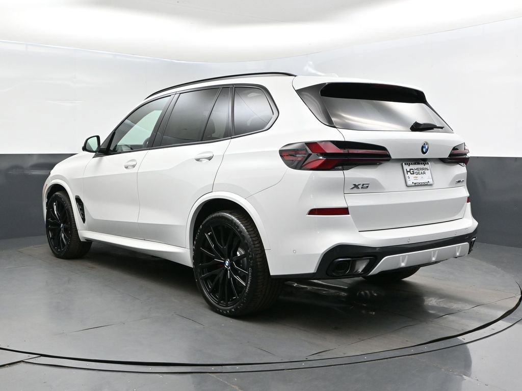 New 2026 BMW X5 sDrive40i w/ M Sport Package image 5