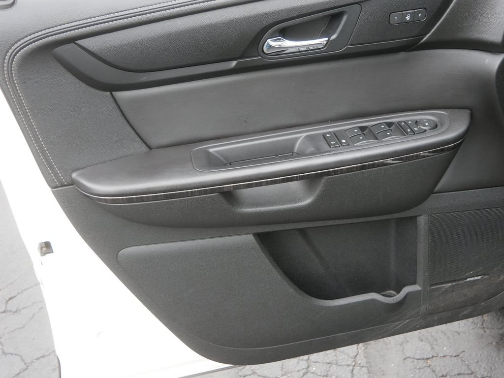 Used 2015 GMC Acadia SLT AWD/4WD image 13