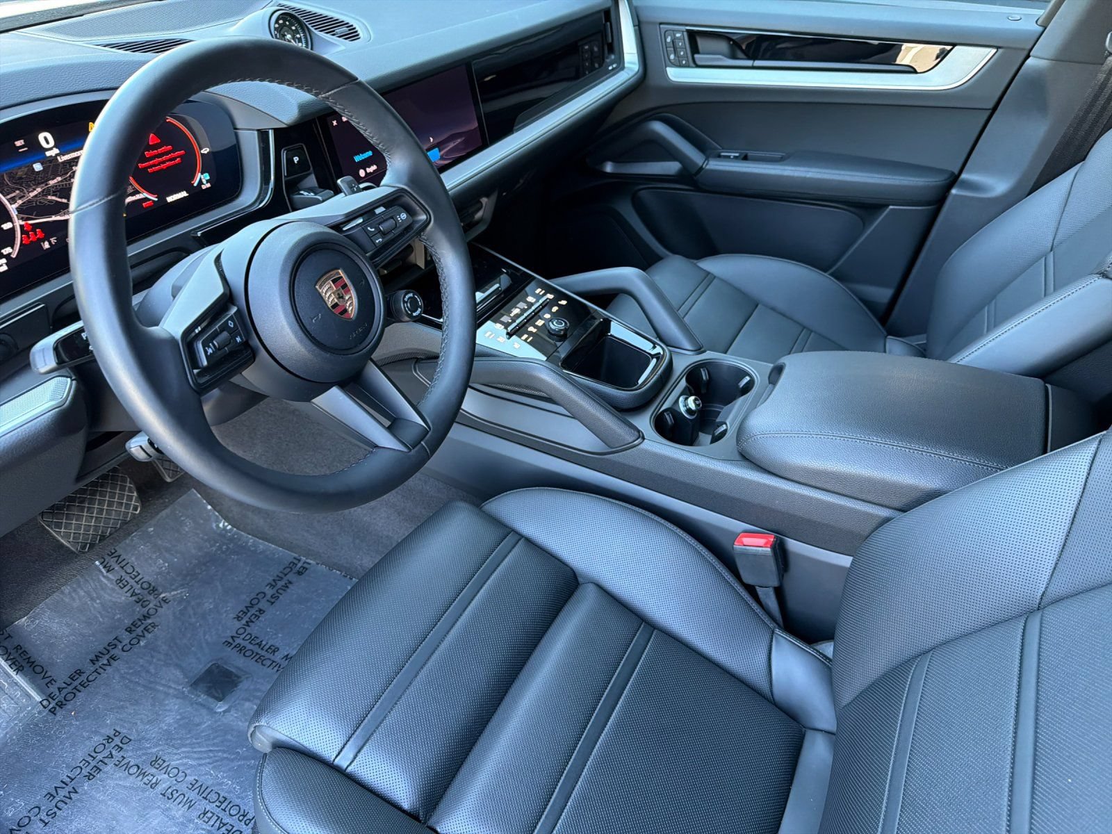 Certified 2026 Porsche Cayenne Coupe AWD/4WD image 5