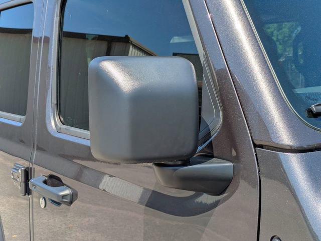 Used 2025 Jeep Wrangler Unlimited Rubicon AWD/4WD image 12