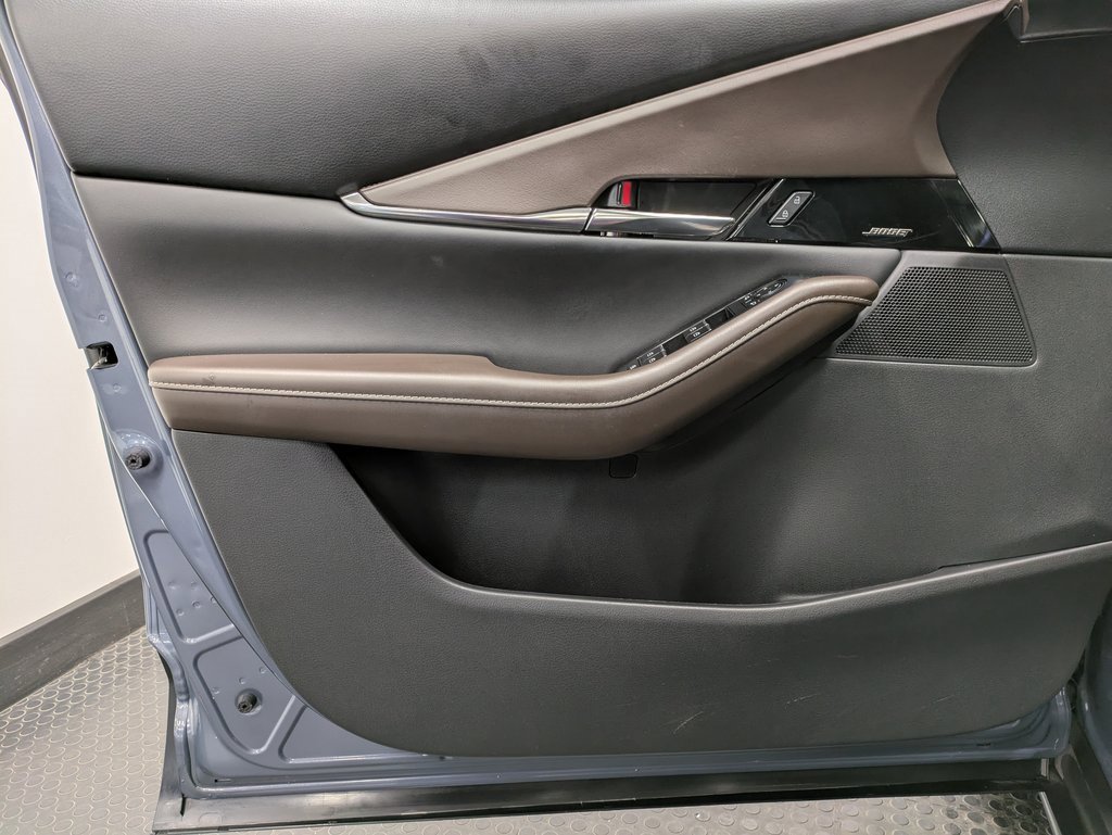 Used 2020 MAZDA CX-30 AWD w/ Premium Package image 8