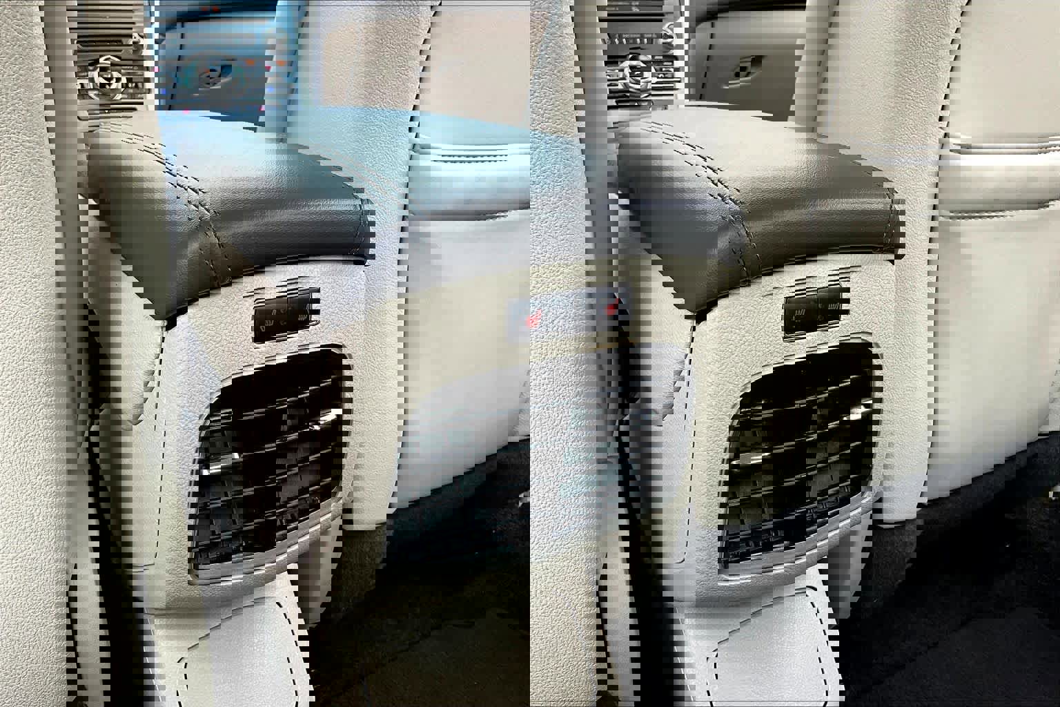 Used 2017 Lincoln MKZ Select w/ Select Plus Package FWD image 34