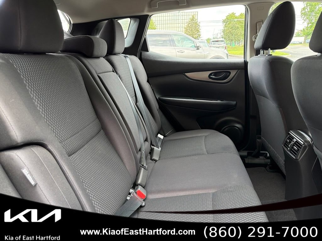 Used 2020 Nissan Rogue Sport S w/ Appearance Package AWD/4WD image 13