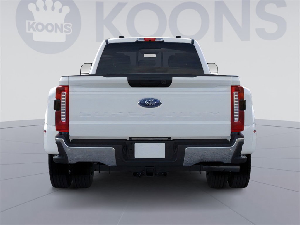 New 2026 Ford F450 XLT w/ XLT Premium Package image 7