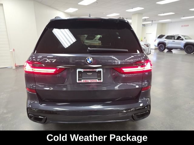 Used 2021 BMW X7 xDrive40i w/ M Sport Package AWD/4WD image 5