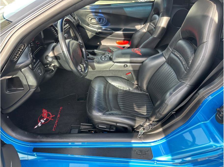 Used 2000 Chevrolet Corvette Coupe w/ Memory Pkg image 20