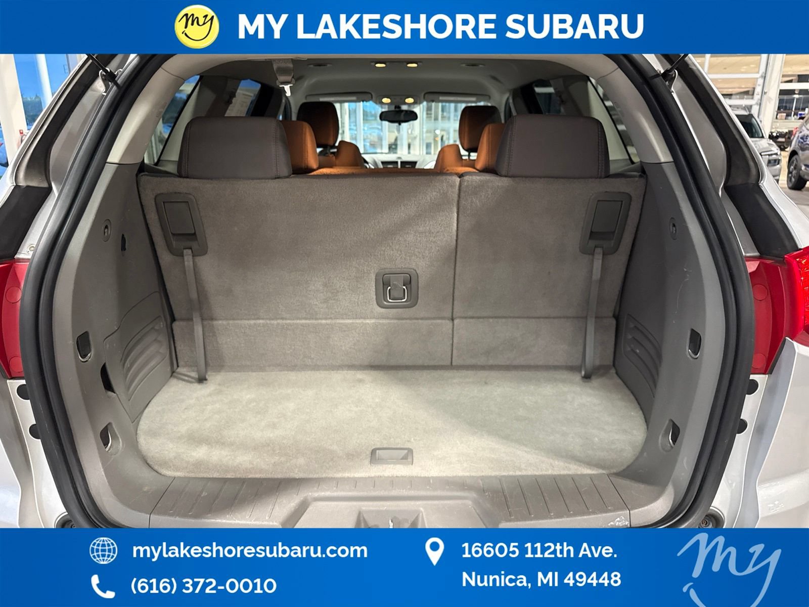 Used 2010 Chevrolet Traverse LS FWD image 23