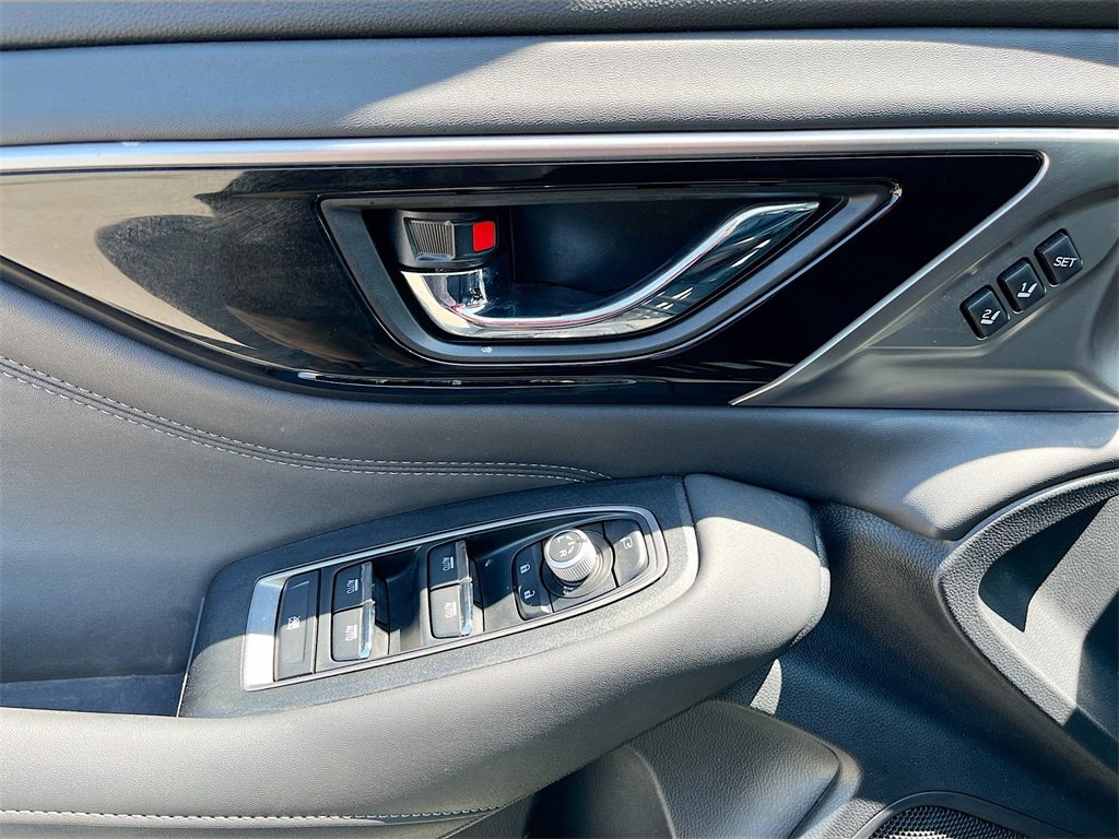 Used 2024 Subaru Outback Touring XT w/ Popular Package #2 image 18