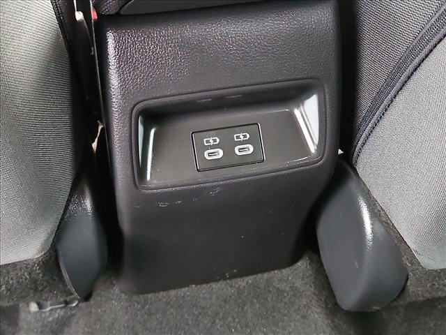Used 2025 Toyota Corolla LE FWD image 23