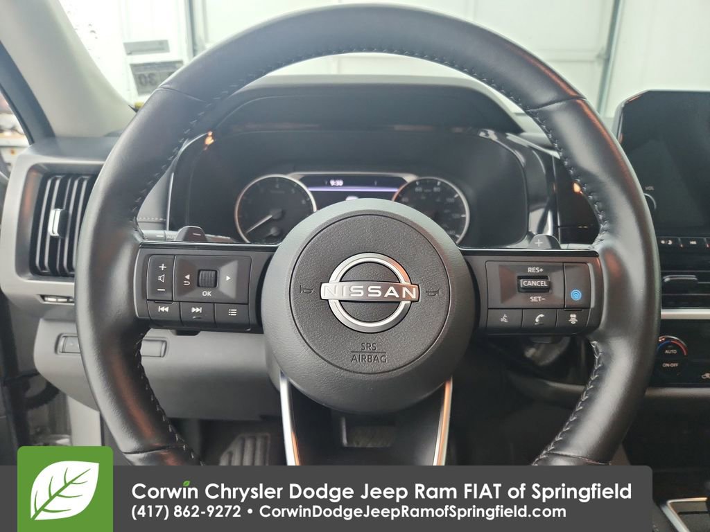 Used 2025 Nissan Pathfinder SL image 22