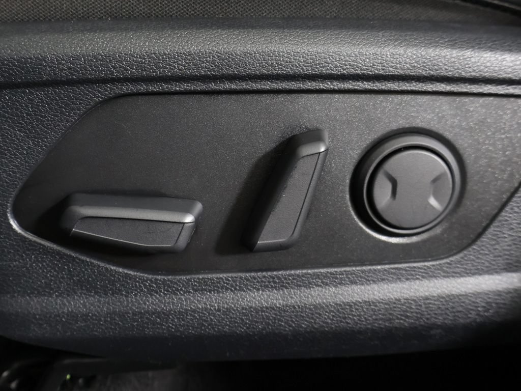 Used 2023 Kia Sportage EX FWD image 33