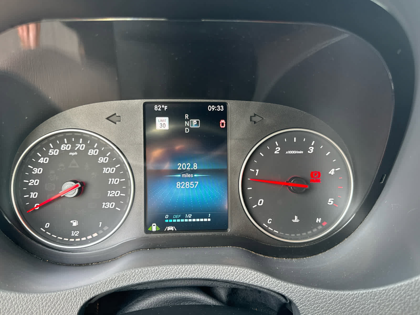 Used 2021 Mercedes-Benz Sprinter 2500 image 22