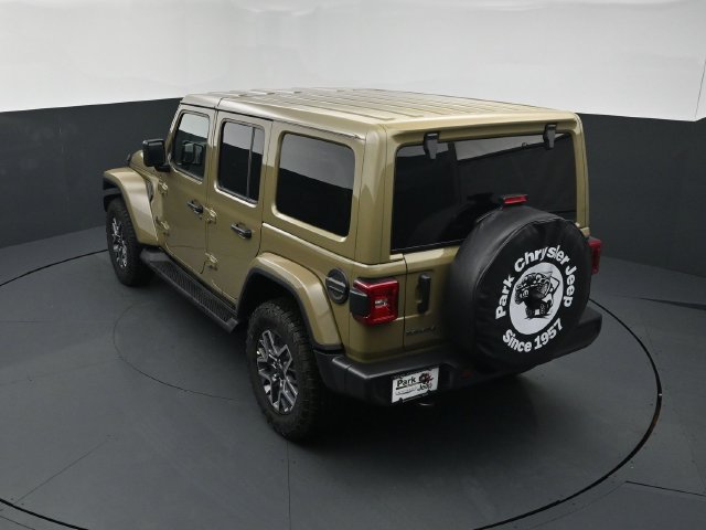 New 2026 Jeep Wrangler Unlimited Sahara AWD/4WD image 16
