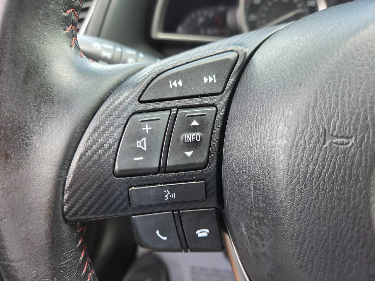 Used 2015 MAZDA MAZDA3 i Grand Touring FWD image 18