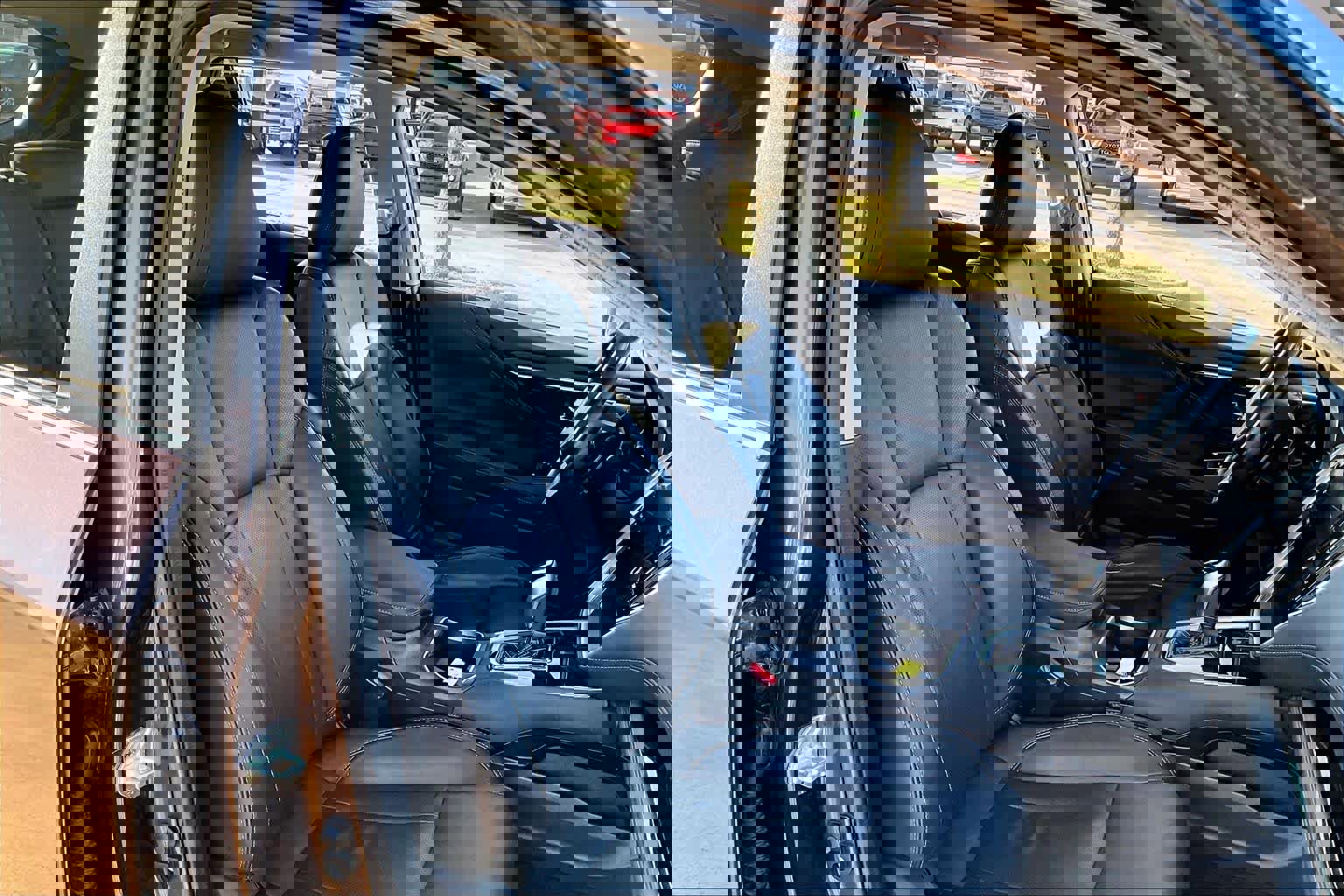 Used 2022 Subaru Outback Limited image 9