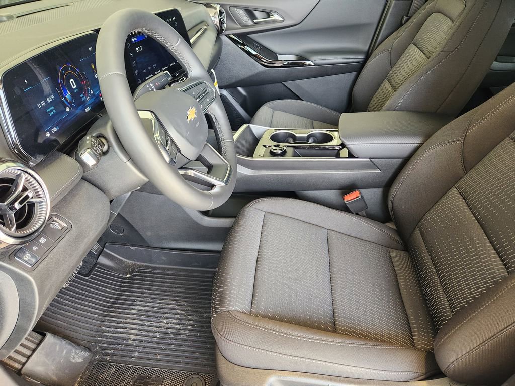 New 2026 Chevrolet Equinox LT w/ LPO, Floor Liner Package image 9